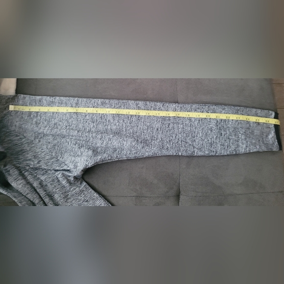 Athletic Works Pullover Grey Hoodie Sweater/Sweatshirt S: Medium - Picture 7 of 9